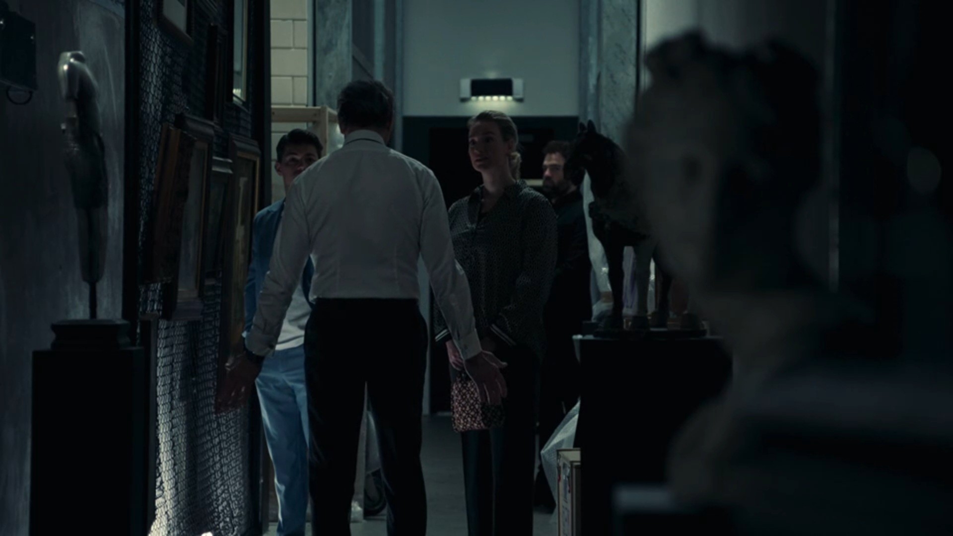 Valentijn en Henriette willen alles zien in het veilinghuis